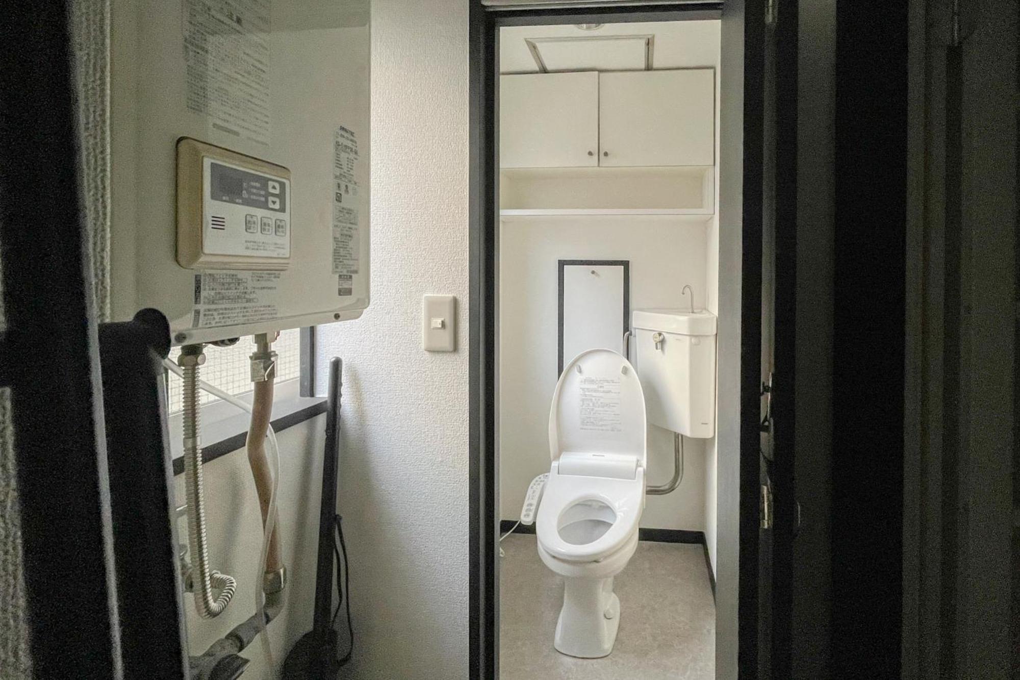 東京都岡田ビル4階アパートメント エクステリア 写真